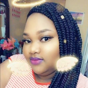 Meet your Posher, Lyria